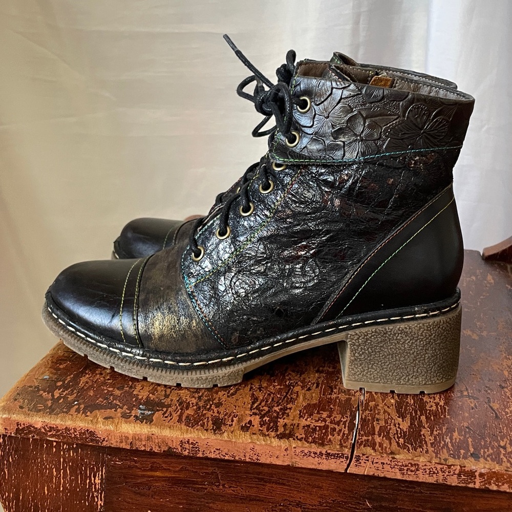 L’artiste spring step boots, size 40